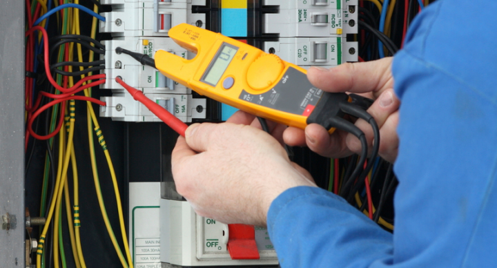 Préparation à l’habilitation électrique – Personnel non électricien